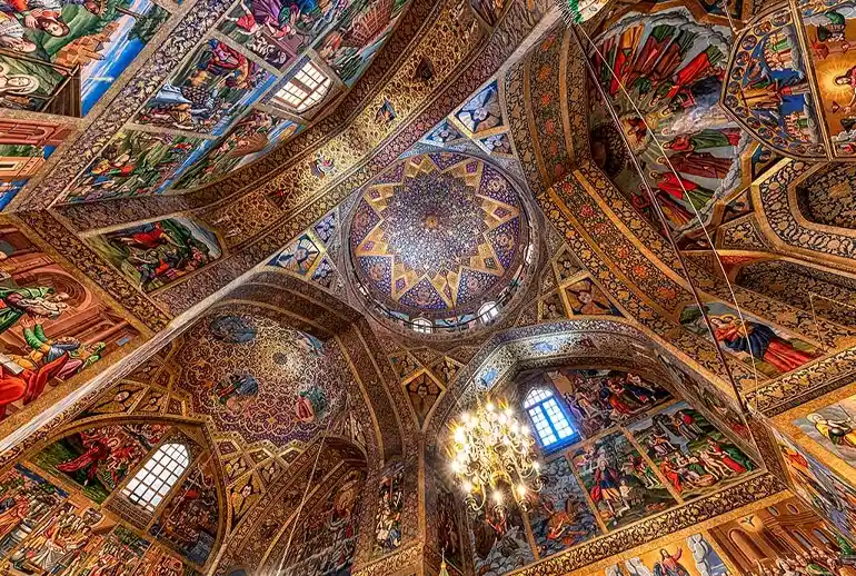 کلیسای وانک از جاهای دیدنی اصفهان