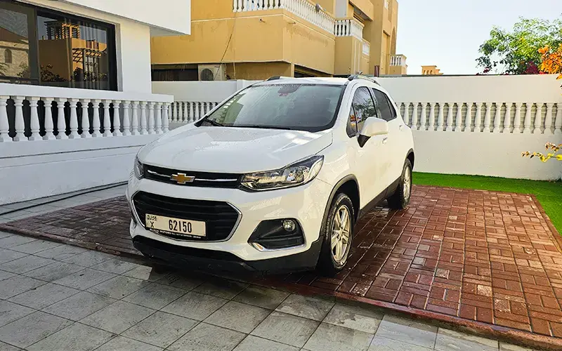 rent a chevrolet trax in dubai