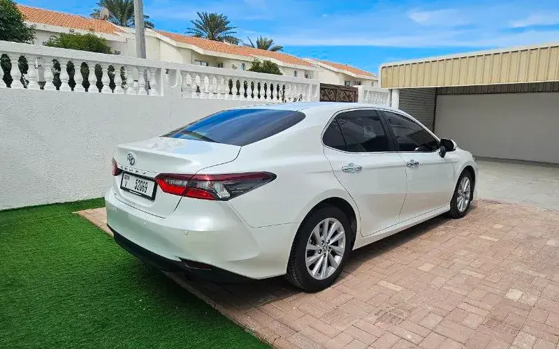 toyota camry rental in dubai