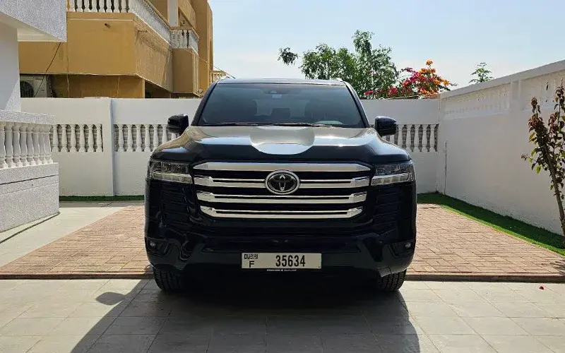 rent a toyota landcruiser lc dubai