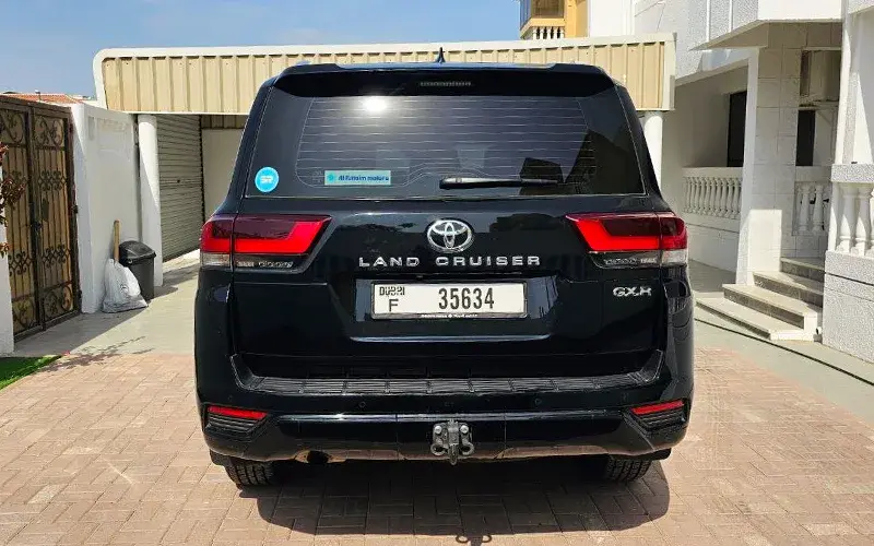 rent a toyota landcruiser lc dubai