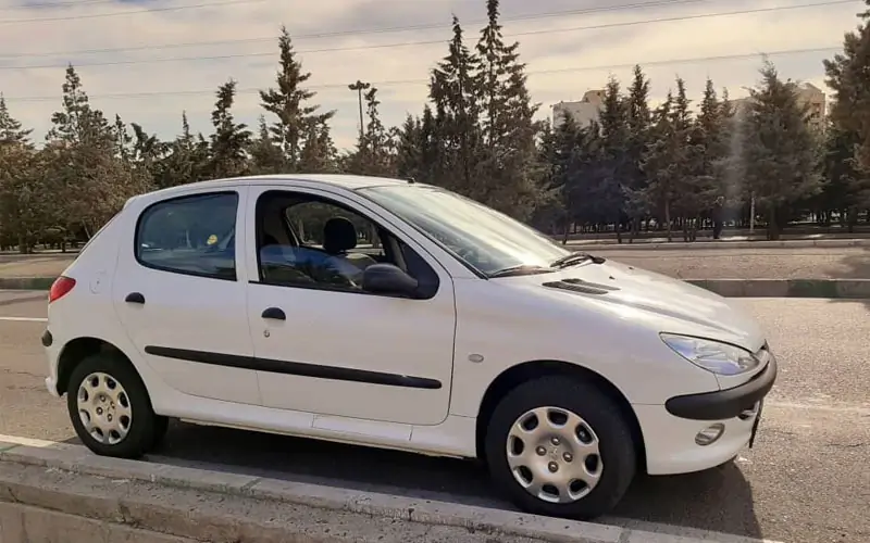 Rental Peugeot 206