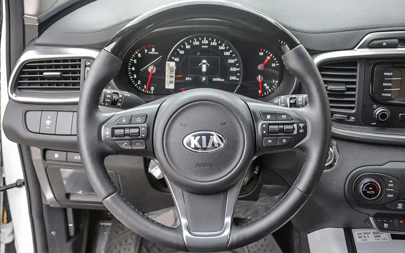 Renting a Kia Sorento in Iran