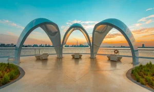 Travel cheap to Dubai