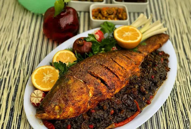 ماهی شکمپر از غذای دریایی کیش