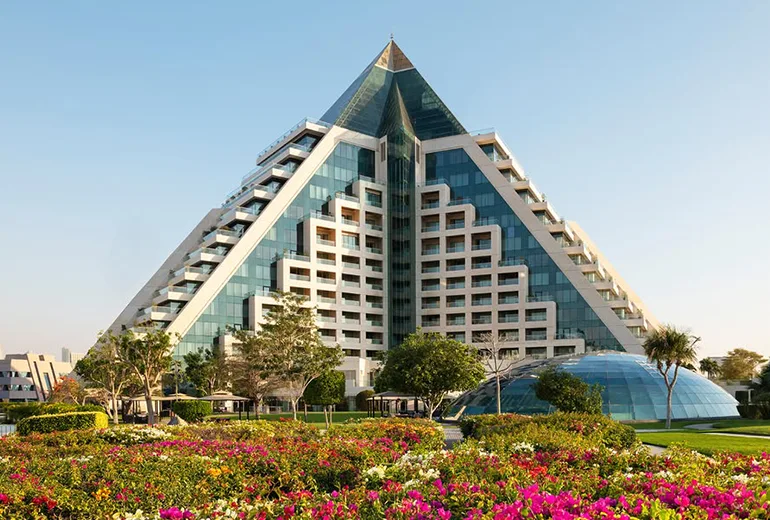 هتل رافلز یکی از بهترین هتل های دبی