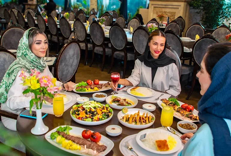 رستوران ارکیده از بهترین رستوران های تهران