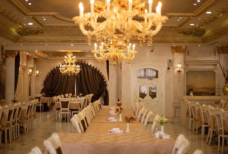 رستوران شاندیز از بهترین رستوران های تهران