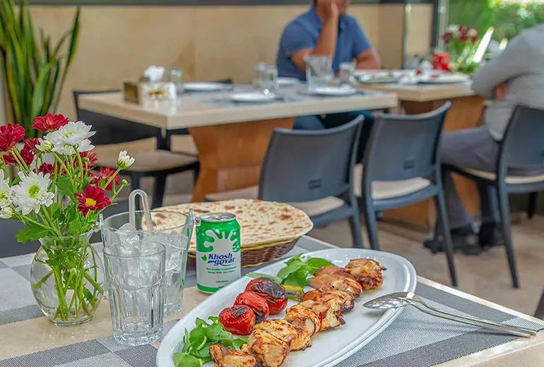 رستوران کباب شمرون از رستوران های خوب تهران