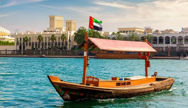 ابراهای سنتی حمل و نقل عمومی دبی