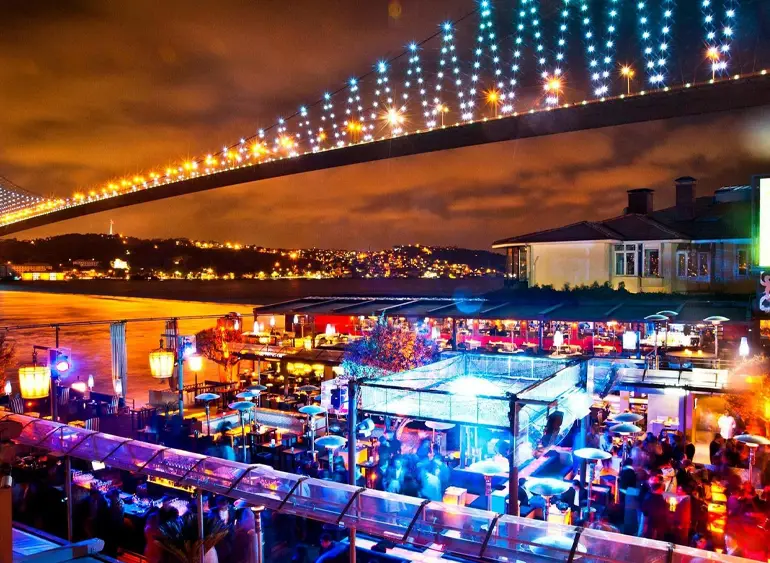 کلاب رینا از کلاب های استانبول