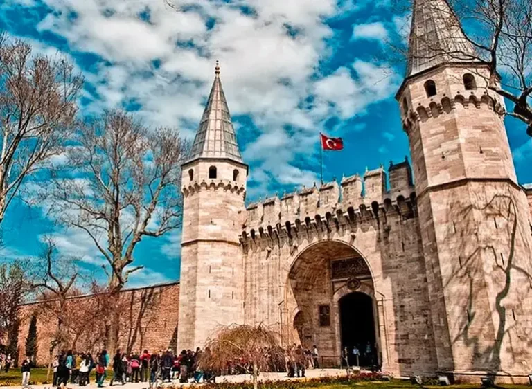 topkapi palace in istanbul